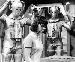 [Cybermen menace Zoe Herriot]